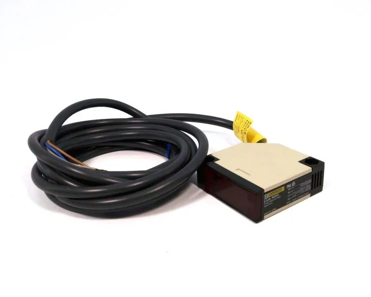 Omron E3JK-R2P2 — Photoelectric Sensors (image 2)
