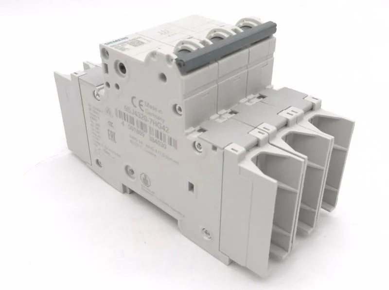 Siemens 5SJ4320-7HG42 — 3-Pole MCB (DIN Rail) (image 4)
