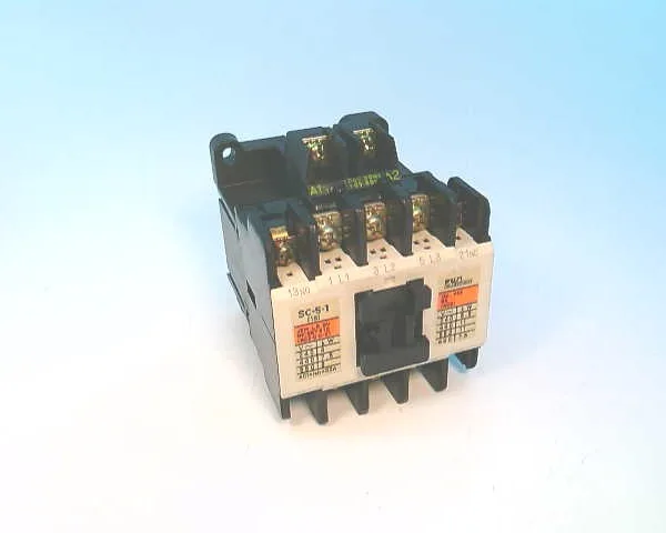 Fuji Electric SC-5-1-100/100/110V — Contactors