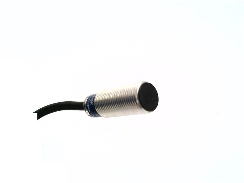 Schneider Electric XS1-N12NA340 — Proximity Sensors (image 2)