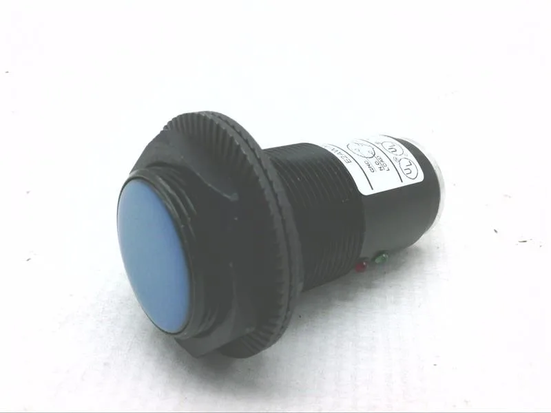 Omron E2AW-M30LS10-M4-T1 — Proximity Sensors (image 2)