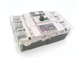 Fuji Electric SA203CUL150 — Molded Case Circuit Breakers (MCCB) (image 3)