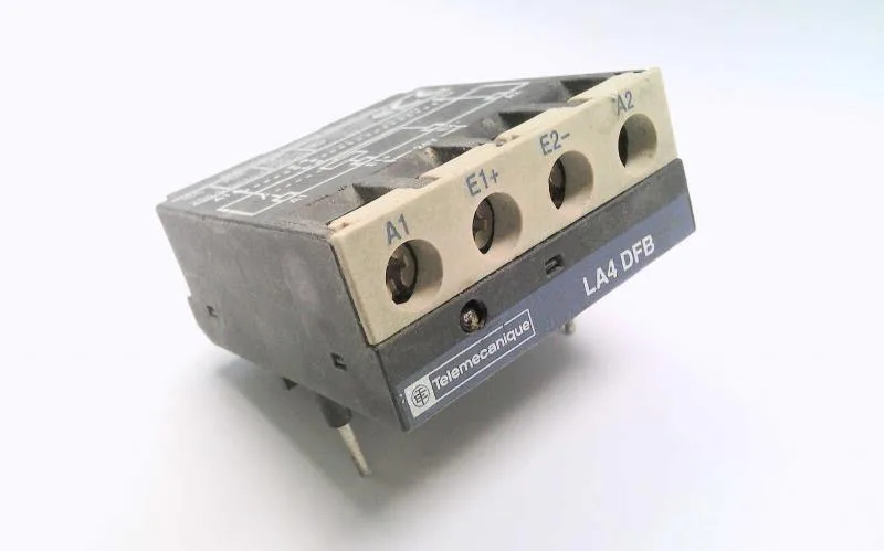Schneider Electric LA4DFB (image 5)