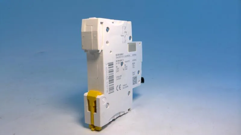 Schneider Electric A9F45116 (image 2)