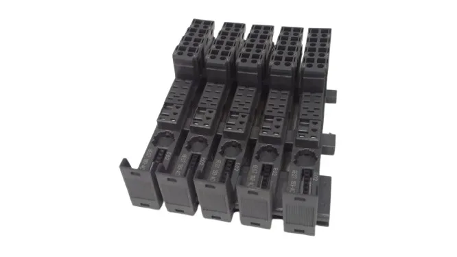 Siemens 6ES7193-4CB20-0AA0 — PLC I/O & Expansion Modules (image 3)