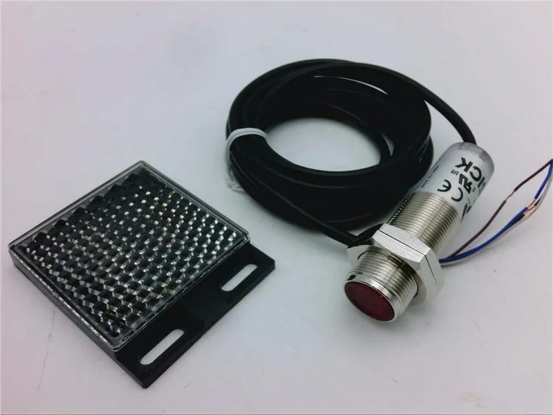 SICK VL180-2P41131 — Photoelectric Sensors (image 3)