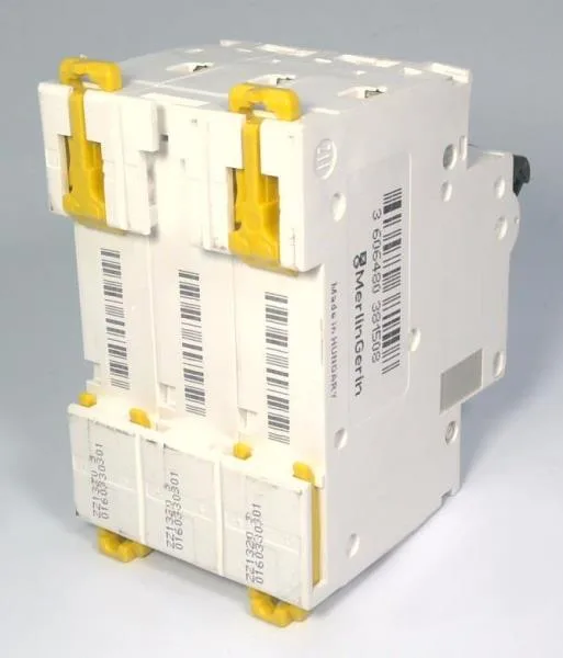 Schneider Electric A9N21055 — Miniature Circuit Breakers (MCB) (image 2)