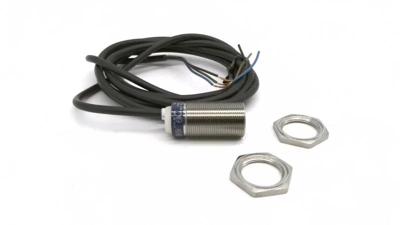Schneider Electric XS118B3PAL2 — Proximity Sensors (image 4)