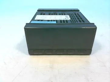 Omron K3HB-XAD-AT11 100-240VAC — Process / Temperature Controllers