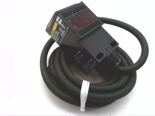 Omron E3JU-25L-6 — Photoelectric Sensors (image 2)