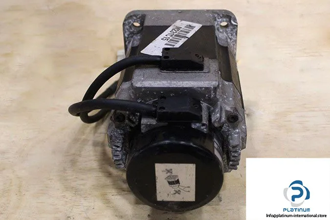 Omron R88M-H1K130 — Servo Motors 0.75-1.5kW (image 4)