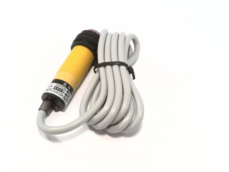 Omron E3FDS30C4 — Photoelectric Sensors (image 3)
