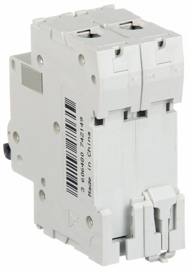 Schneider Electric M9U31263 (image 5)