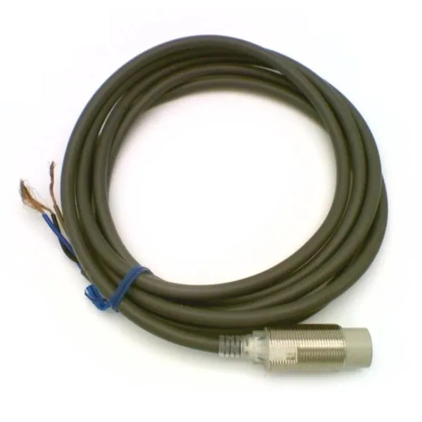Omron E2E-X10ME1 2M — Proximity Sensors (image 2)