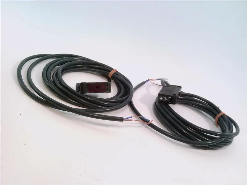 Omron E3Z-LT61 — Photoelectric Sensors