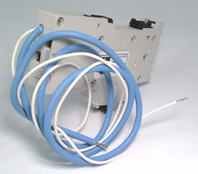 ABB 2CSR275051R1104 — Residual Current Breakers (RCCB/RCBO) (image 2)