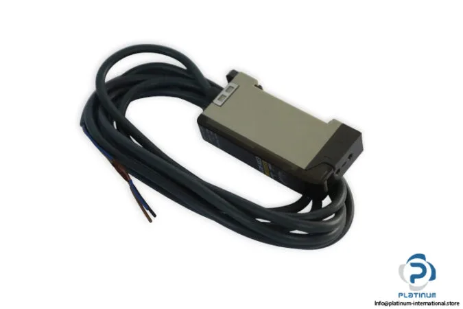 Omron E3XA11 — Photoelectric Sensors (image 3)