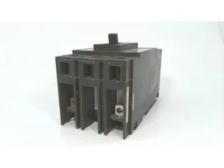 ABB UXAB 727121 R 101 — Molded Case Circuit Breakers (MCCB) (image 3)
