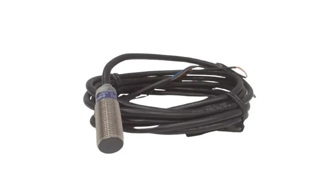 Schneider Electric XS512B1PAL2 — Proximity Sensors (image 2)