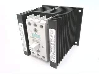 Siemens 3RF2430-1AC45 — Solid State Relays (image 2)