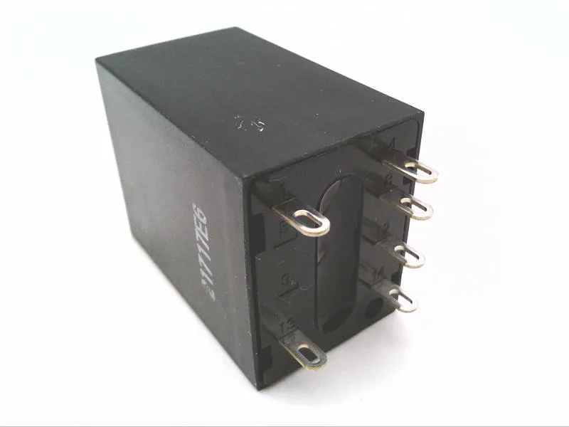 Omron G3F-203SN DC5-24 — Solid State Relays (image 2)