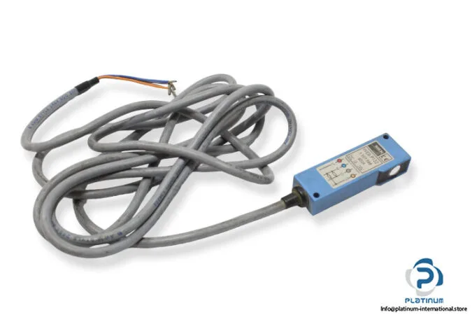 SICK WE9-P132 — Photoelectric Sensors (image 2)