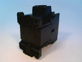 Fuji Electric SH04AA-M40 — General Purpose Relays (image 4)
