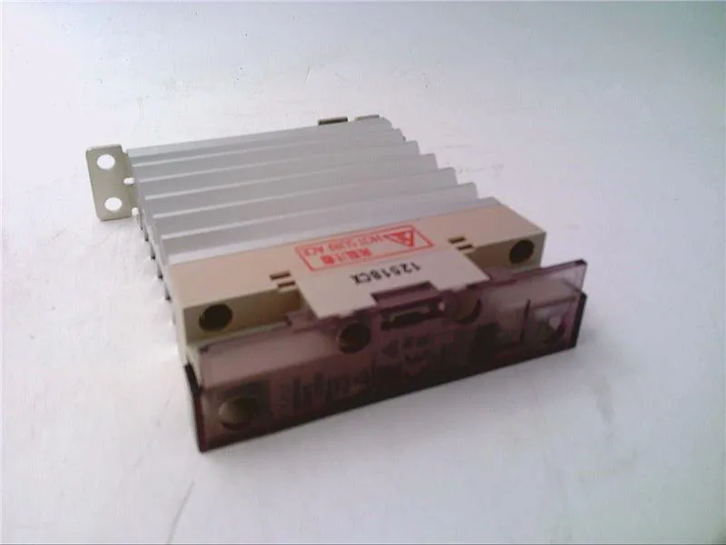 Omron G3PE-245B-3N DC12-24 — Solid State Relays (image 2)