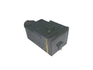 Omron E3JU-XRM4T-MN1