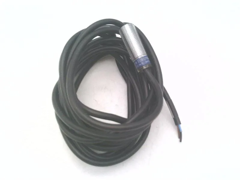 Schneider Electric XS1N12PA349L1 — Proximity Sensors (image 2)