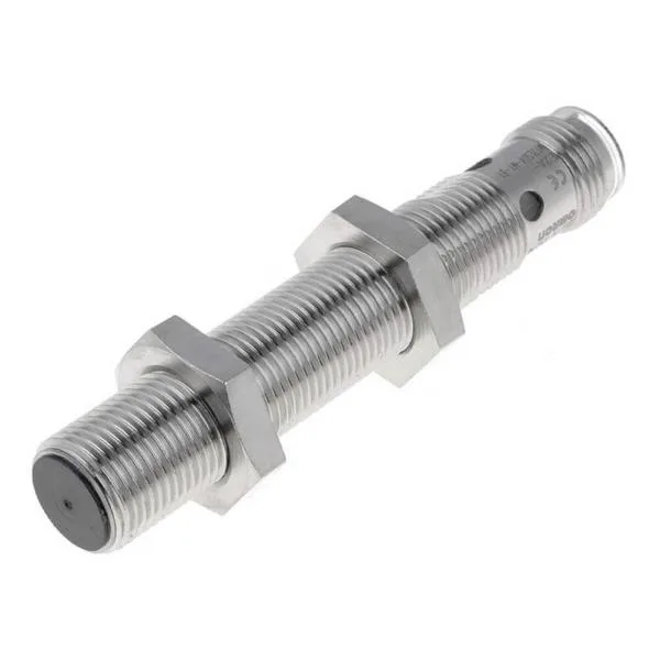 Omron E2A-S08LN04-WP-C1 2M — Proximity Sensors