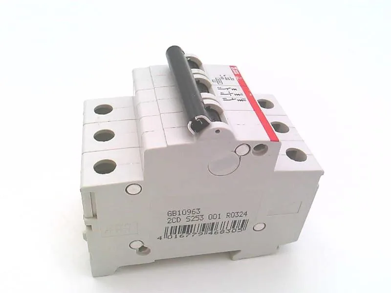 ABB S203-C32 (image 4)