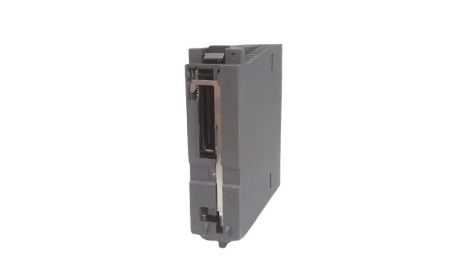 Mitsubishi Electric Q64DAN — PLCs (Programmable Logic Controllers) (image 2)