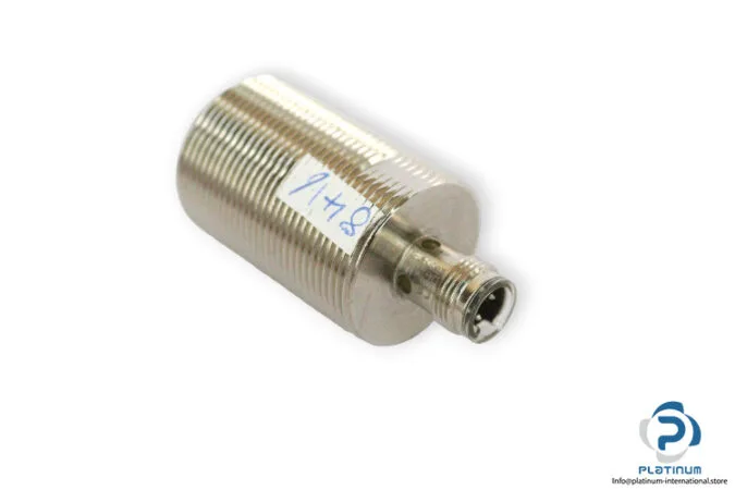 Omron E2AM30KS15M1B1 — Proximity Sensors (image 2)