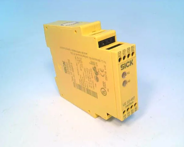 SICK UE10-4XT3D2 — Safety Relays