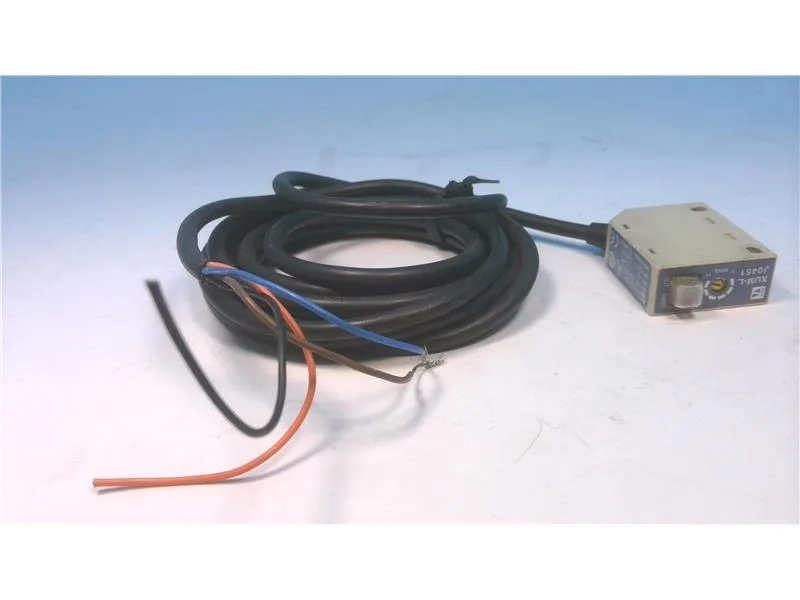 Schneider Electric XUM-LJ0451 — Photoelectric Sensors (image 2)