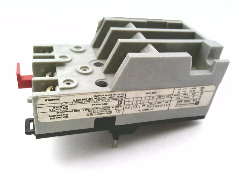 Schneider Electric LR-D09-302 — Overload Relays