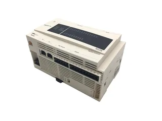 TM238LFDC24DT