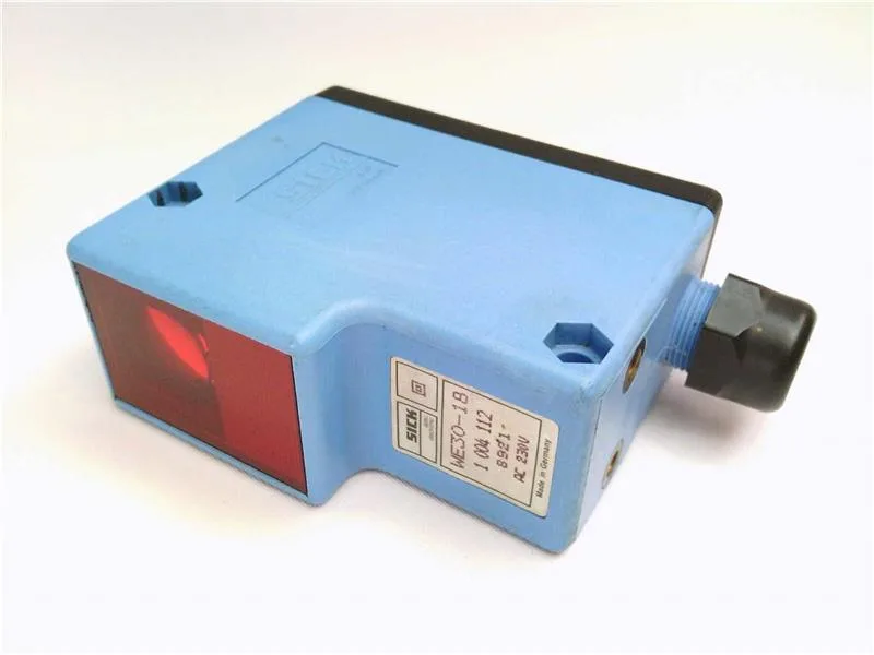SICK WE30-18 — Photoelectric Sensors