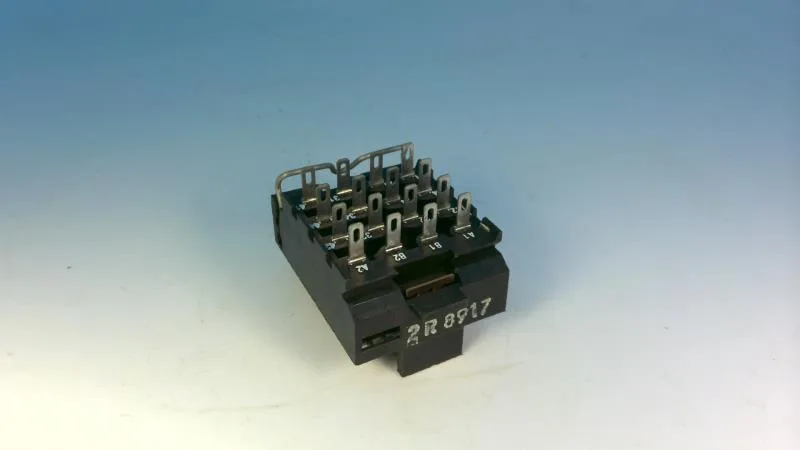 Schneider Electric RHZ11 (image 2)