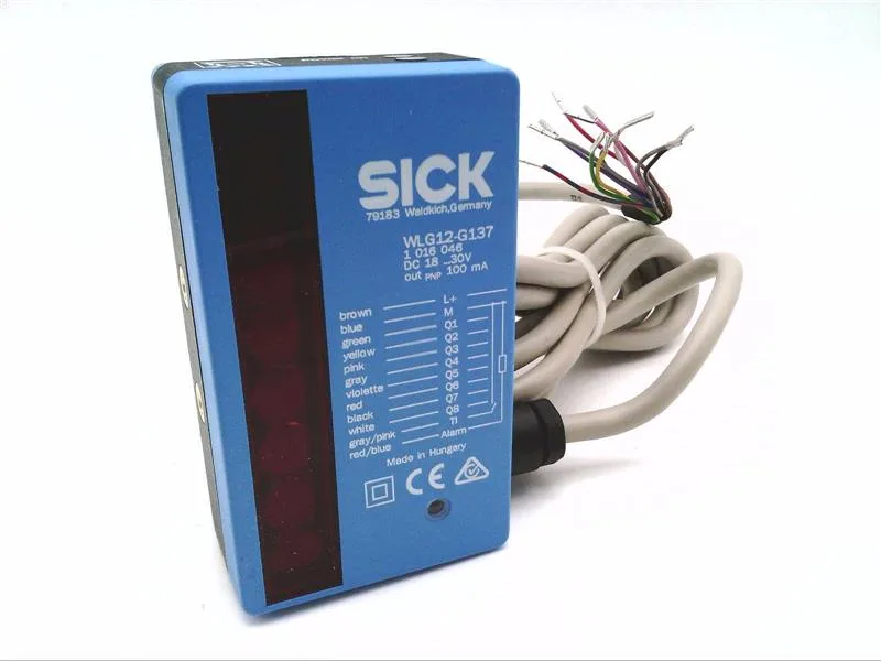 SICK WLG12-G137 — Photoelectric Sensors