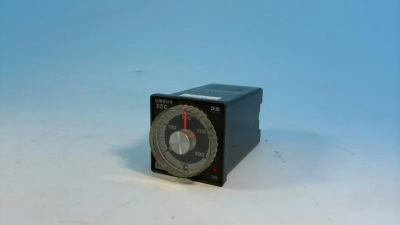Omron E5C-CADIN/0-400C-AC240 — Process / Temperature Controllers