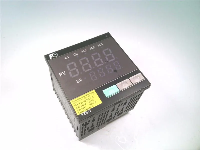 Fuji Electric PXR9RAA1-GV0A1 — Process / Temperature Controllers