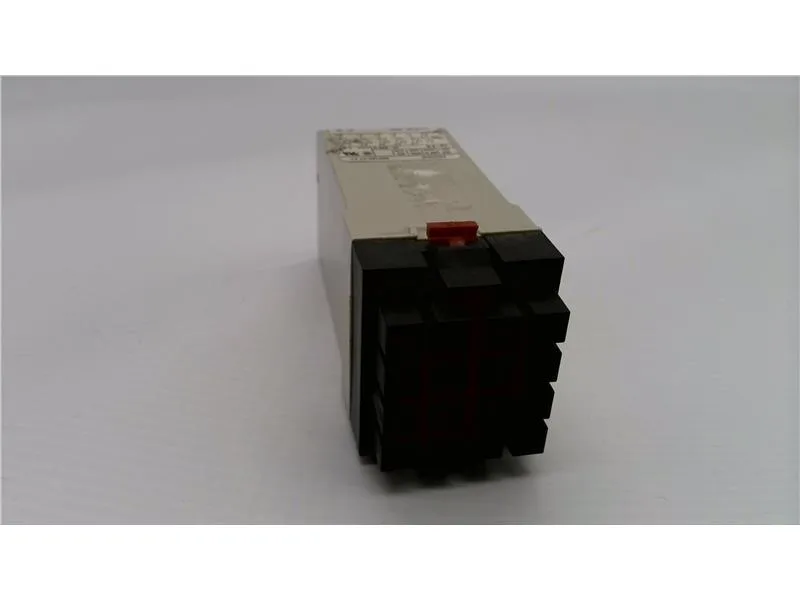 Schneider Electric RHK416KF (image 3)