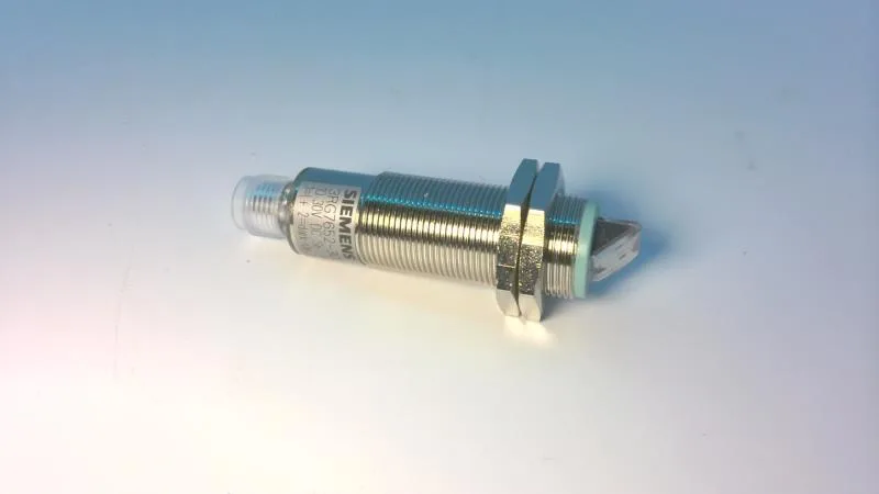 Siemens 3RG7652-3CC00 — Photoelectric Sensors (image 2)