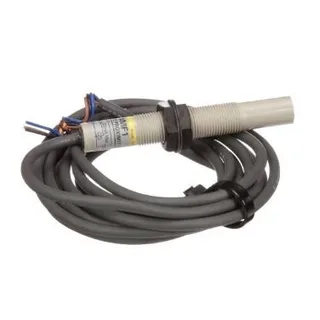 Omron E2K-X4MF1 — Proximity Sensors (image 2)