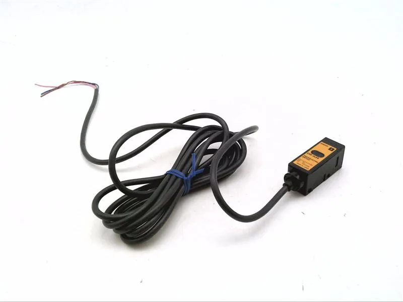 Omron E3S-2LE4 — Photoelectric Sensors (image 2)