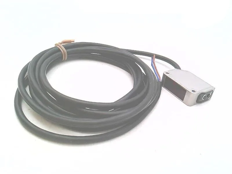 Omron E3ZMD62 — Photoelectric Sensors (image 2)