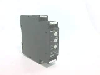 Omron K8AK-PM1 — Process / Temperature Controllers (image 3)
