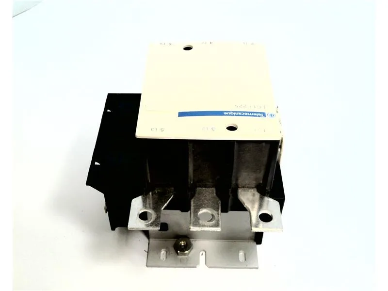 Schneider Electric LC1F225V7 (image 4)